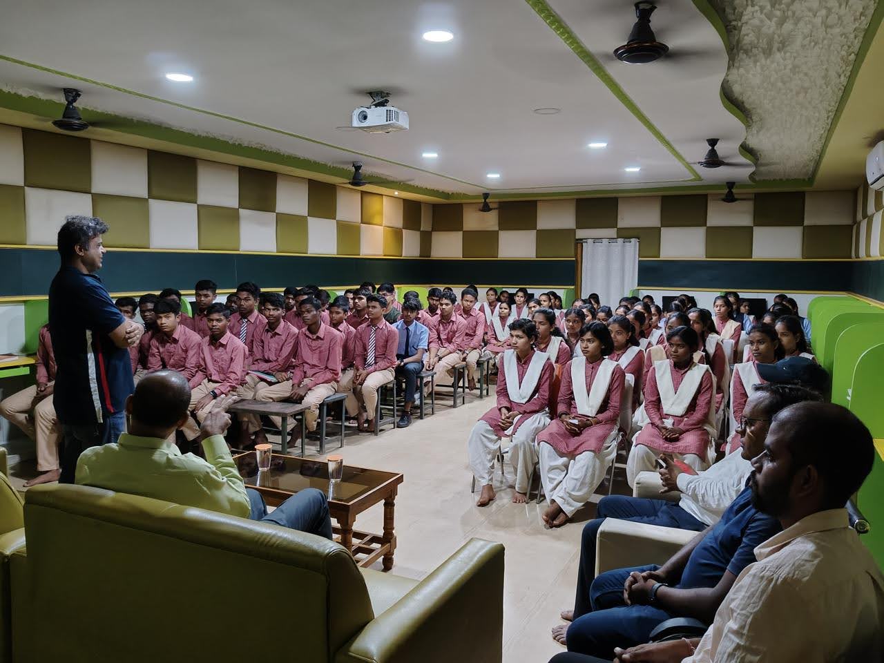 WhatsApp Image 2024-08-23 at 10.09.51 AM (1)